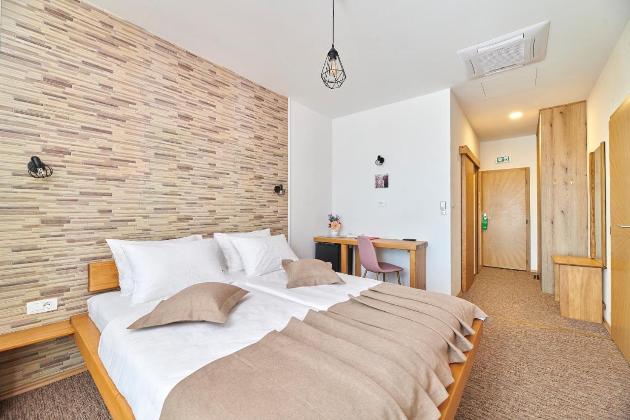Hotel Sobe Sole Cepljani Zewnętrze zdjęcie